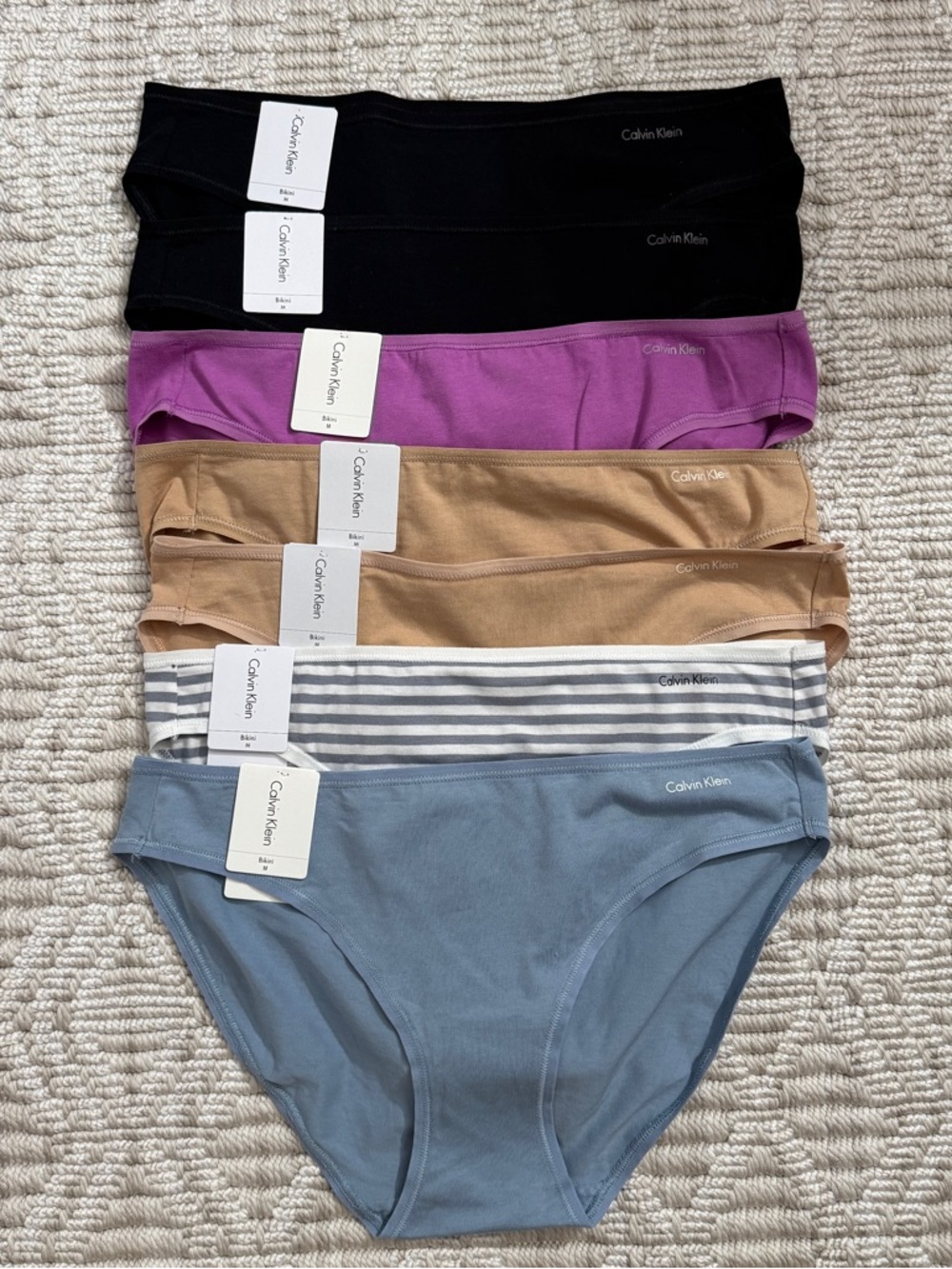 Calvin Klein Women’s Bikini Panties Size M